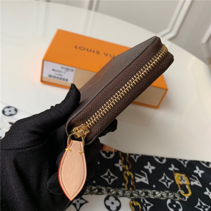 루이비통 지피 장지갑 M60017신상