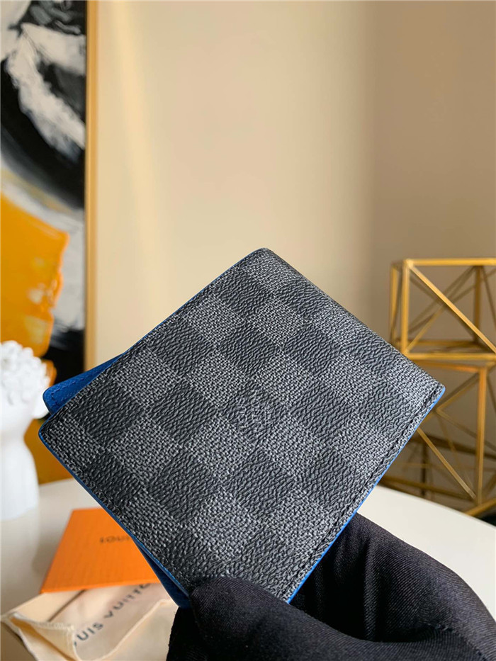 루이비통 멀티플 반지갑 M60302 2020/신상