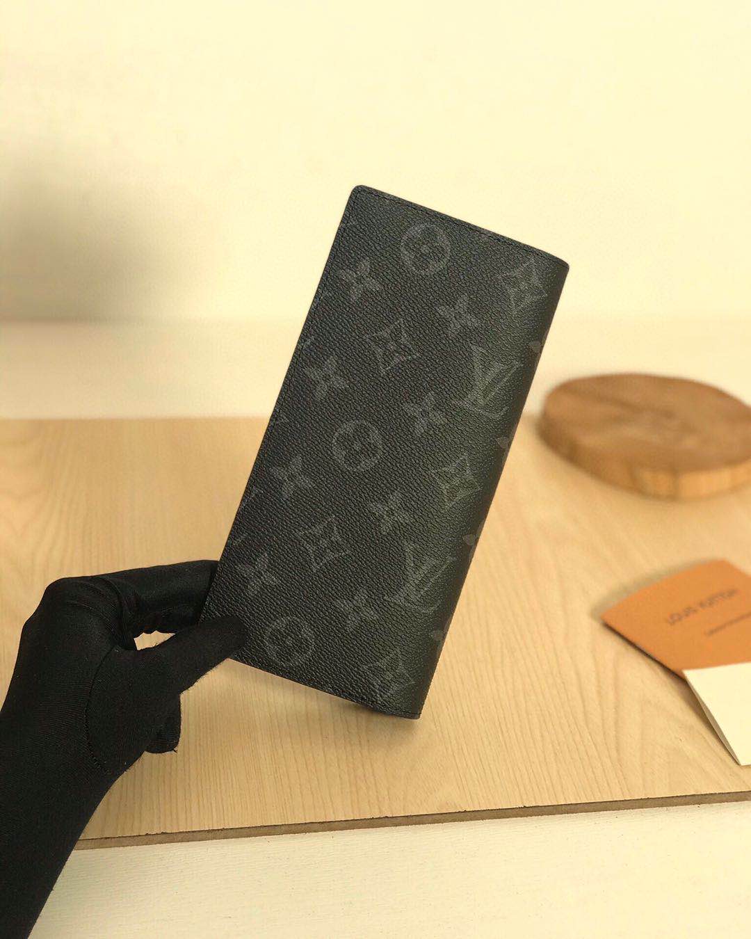  Louis Vuitton 루이비통 멀티플 장지갑 M69260 카키 2020/신상