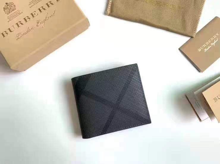  Burberry 버버리 반지갑 신상