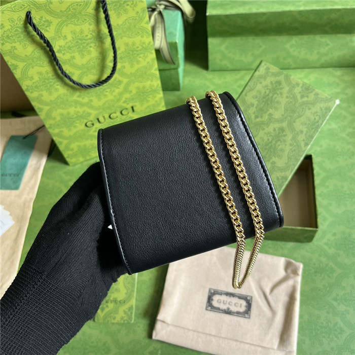 GUCCI  구찌 블론디 미디엄 체인 지갑 725219