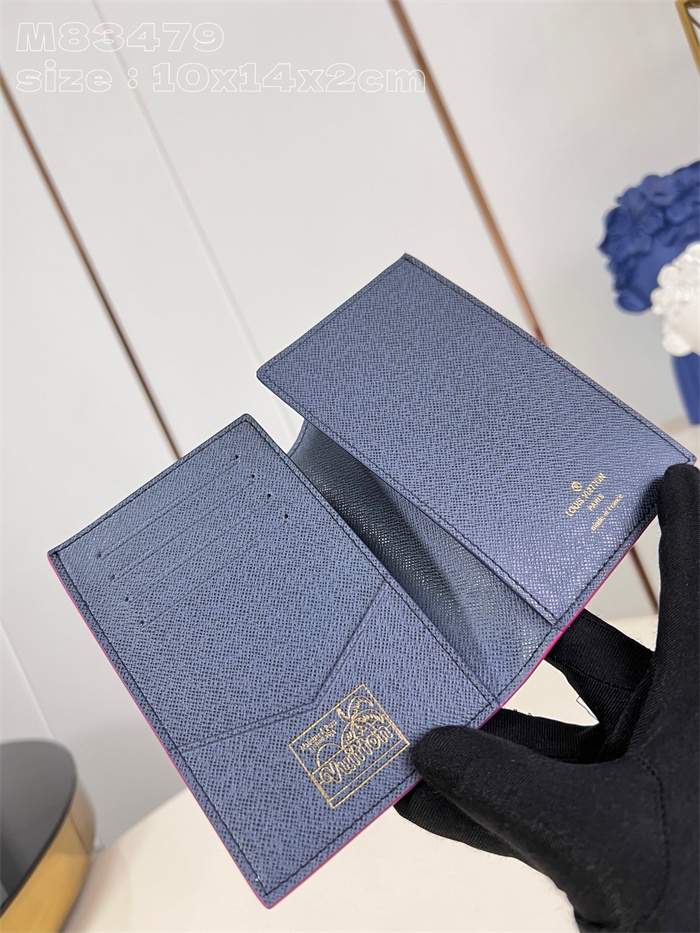 LOUIS VUITTON 루이비통 패스포트 커버 여권지갑 M83479 2024/신상