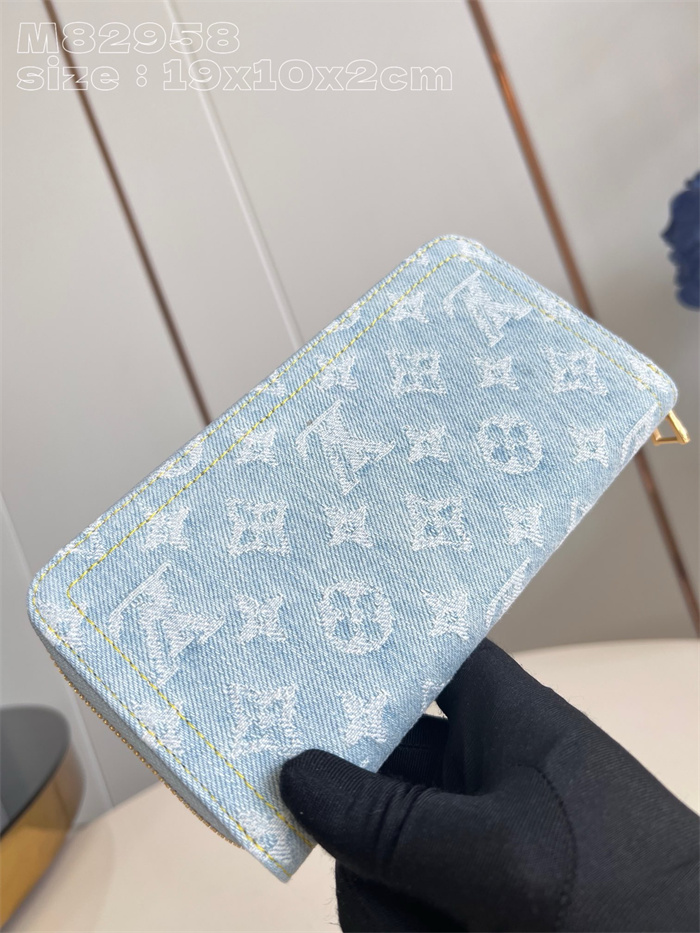 LOUIS VUITTON 루이비통 지피 데님 장지갑 M82958 2024/신상