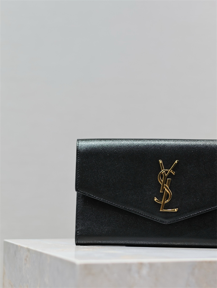 SAINT LAURENT 생로랑 업타운 샤이니 크로커다일 엠보 가죽 라지 장지갑 582124 2024/신상