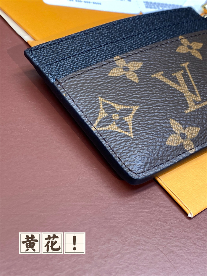 LOUIS VUITTON 루이비통 홀더 앙프렝뜨 카드/명함지갑 M82132 2024/신상