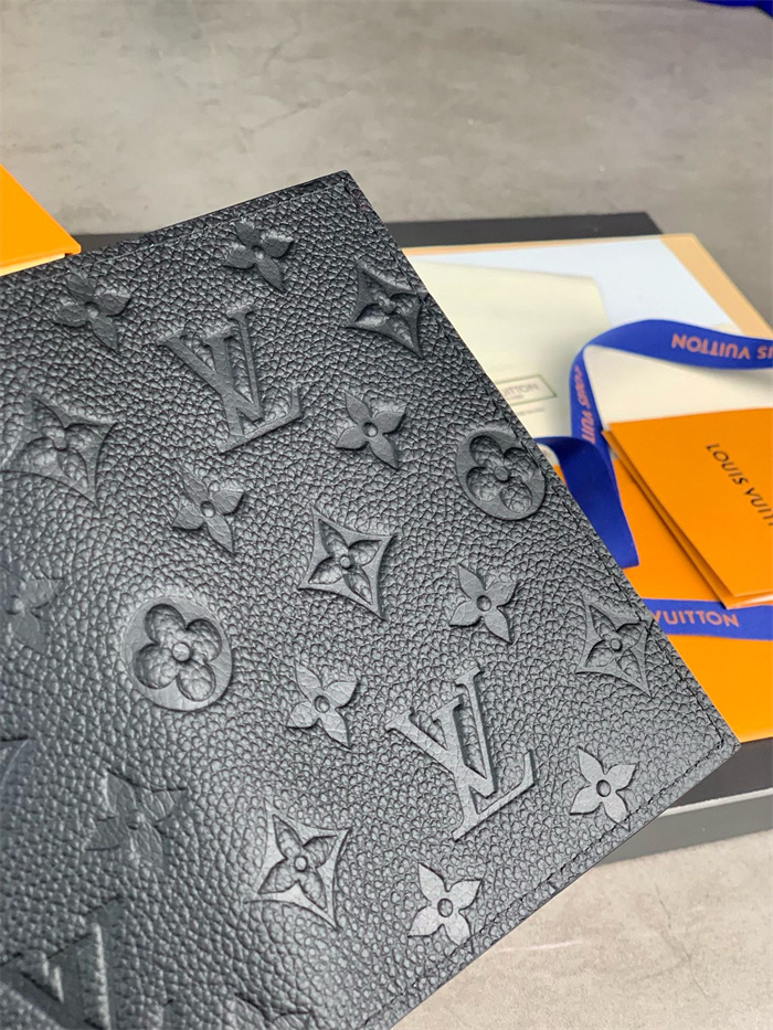 LOUIS VUITTON 루이비통 패스포트 여권지갑 M63914 2024/신상