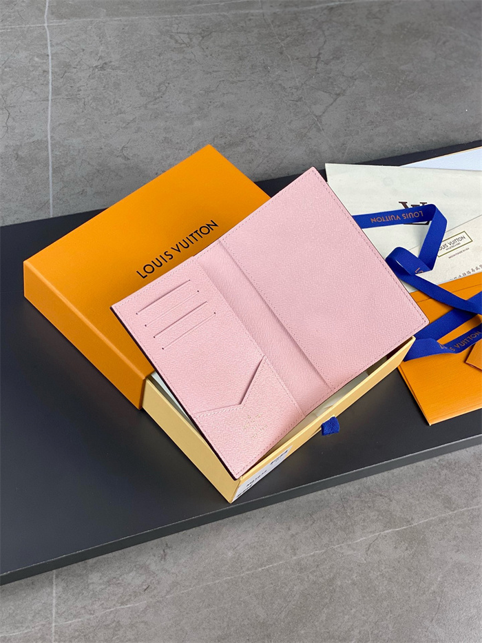 LOUIS VUITTON 루이비통 패스포트 여권지갑 M81635 2024/신상
