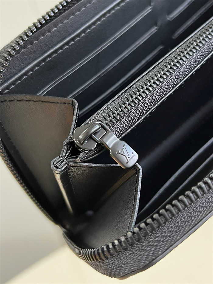 LOUIS VUITTON 루이비통 지피 장지갑 M11721 2024/신상