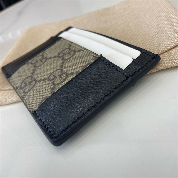 GUCCI 구찌 GG 슈프림 카드/명함지갑 795486 2024/신상