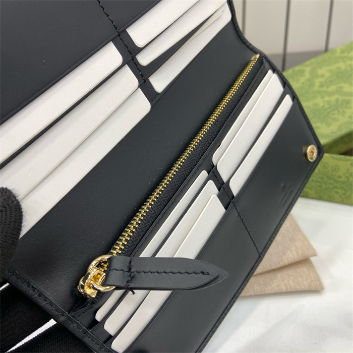 GUCCI 구찌 GG 엠블럼 장지갑 821802 2COLOR