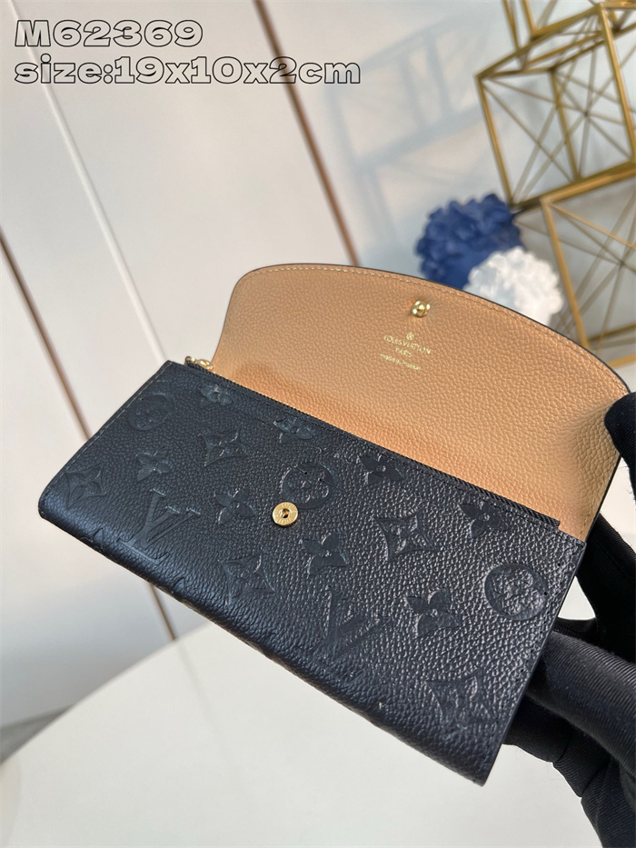 LOUIS VUITTON 루이비통 에밀리 앙프렝뜨 장지갑 M62369 2024/신상