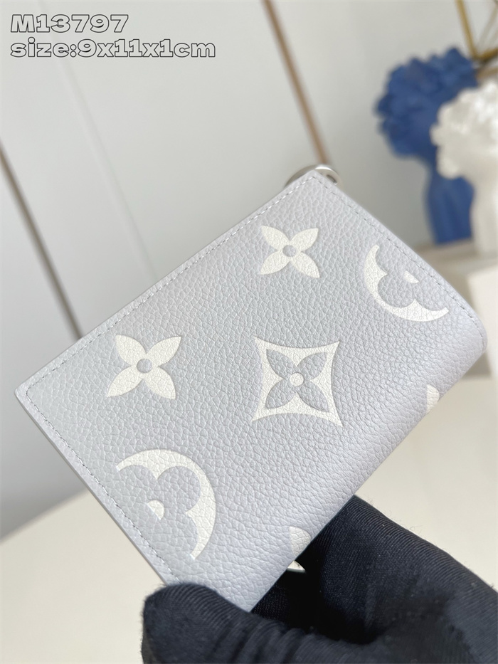 LOUIS VUITTON 루이비통 리사 윌릿 M13797