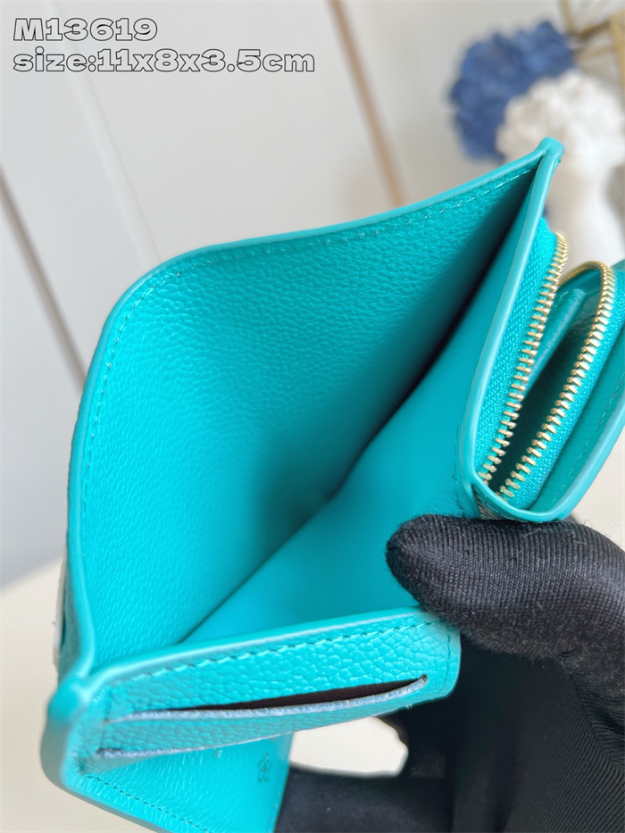 LOUIS VUITTON 루이비통 클레아 반지갑 M13619