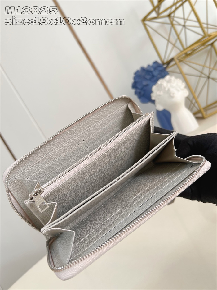 LOUIS VUITTON 루이비통 지피 장지갑 M13825