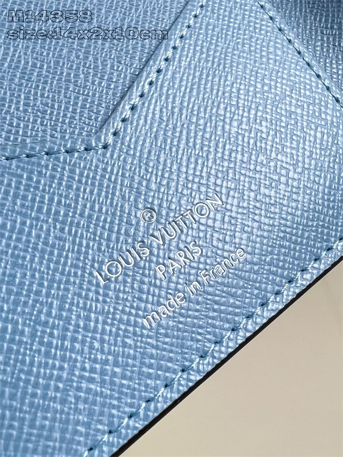 LOUIS VUITTON 루이비통 패스포트 여권지갑 M14358
