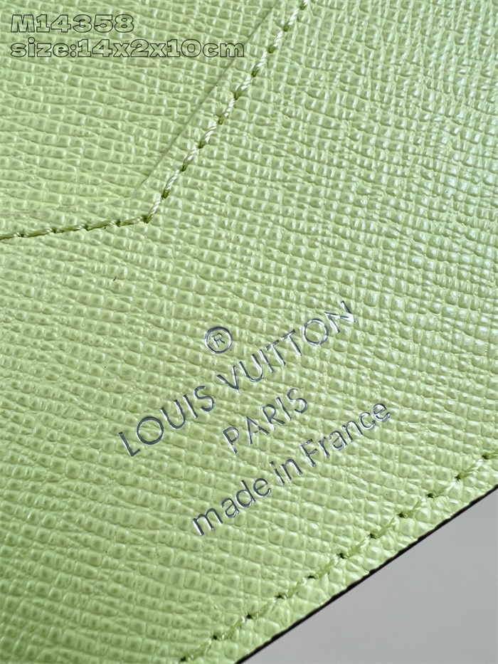 LOUIS VUITTON 루이비통 패스포트 여권지갑 M14358